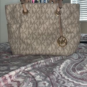 Michael kors tote purse